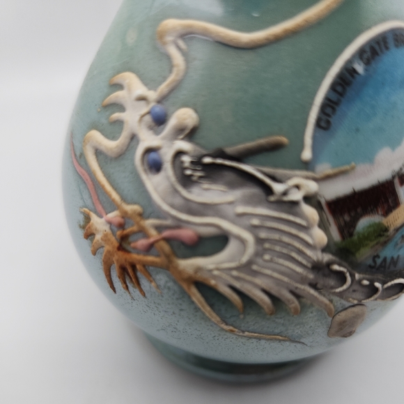 VTG Dragon Ware Green Lusterware Porcelain Souvenir Bud Vase GOLDEN GATE BRIDGE - Picture 4 of 7